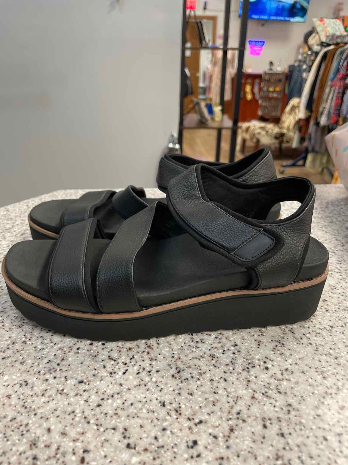 Dr. Scholl's Size 8 Black sandal