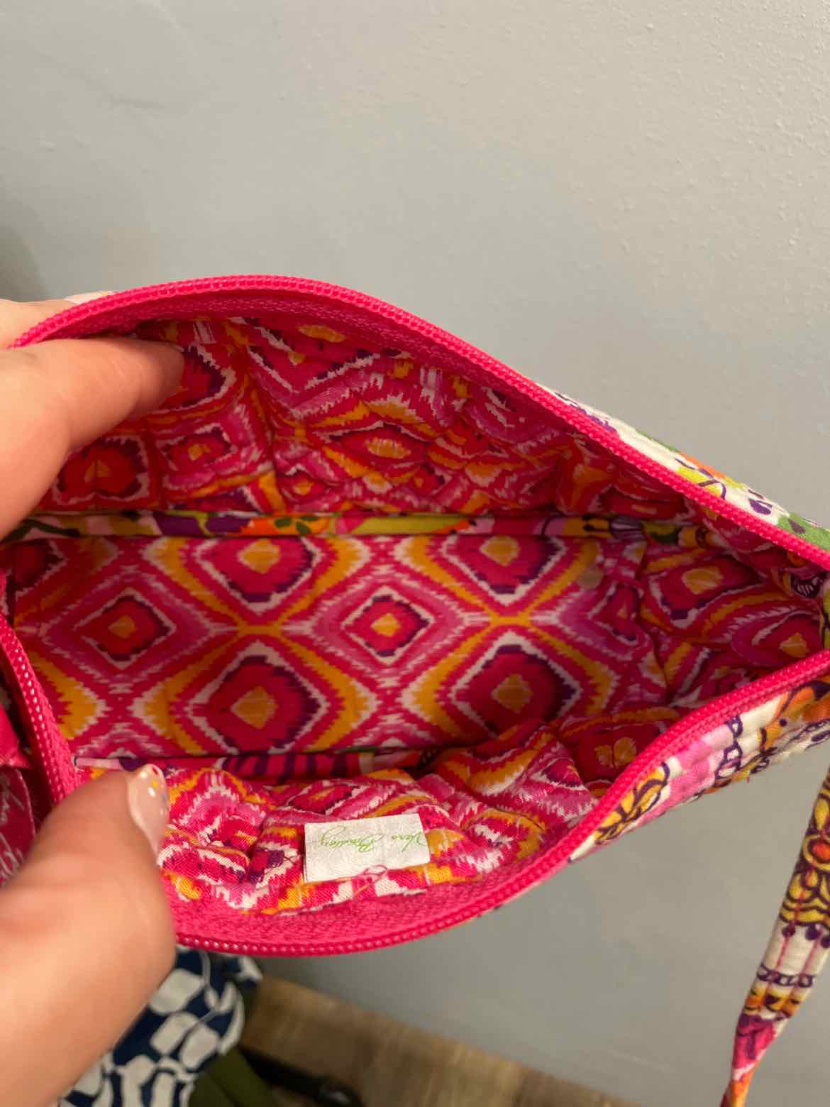 Vera Bradley Frannie Crossbody Clementine Quilted Cotton  Floral Print Handbags