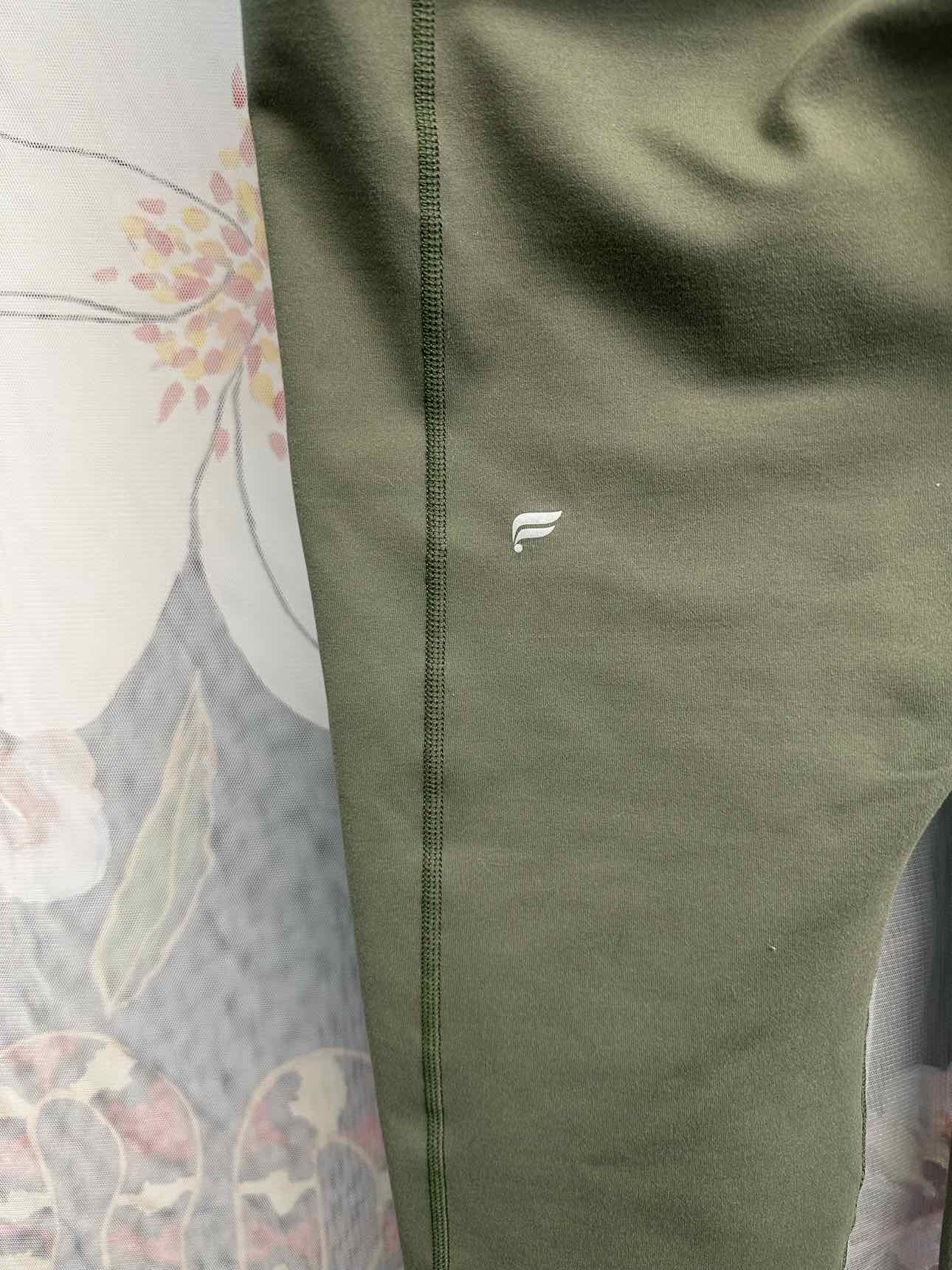 Fabletics NEW NWT Define Legging High Waist Stretch Size 1X Olive Pants