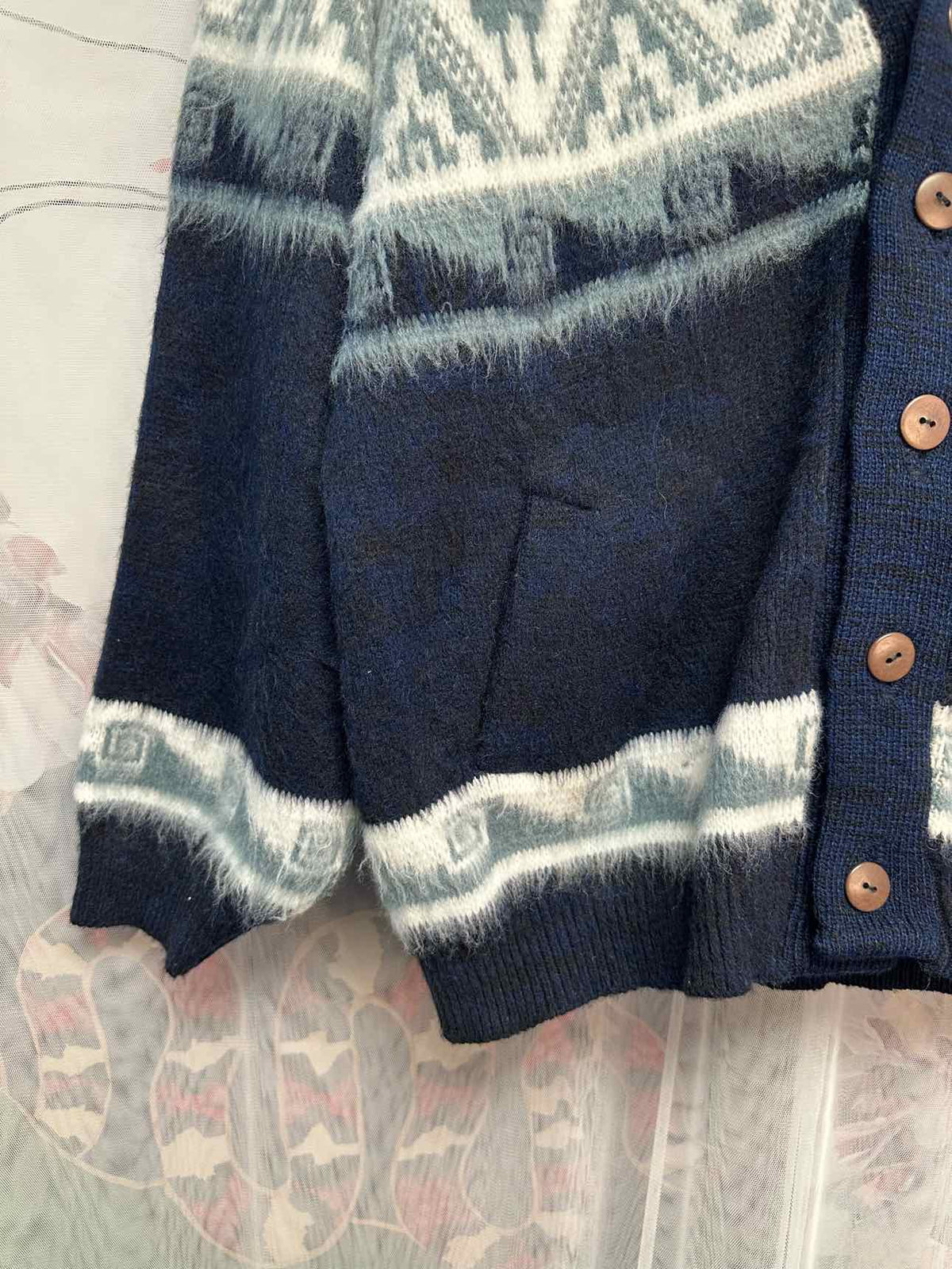 INCA Artesanias Baby Alpaca Wool Heavy Llama Size One Size Navy/White Cardigan