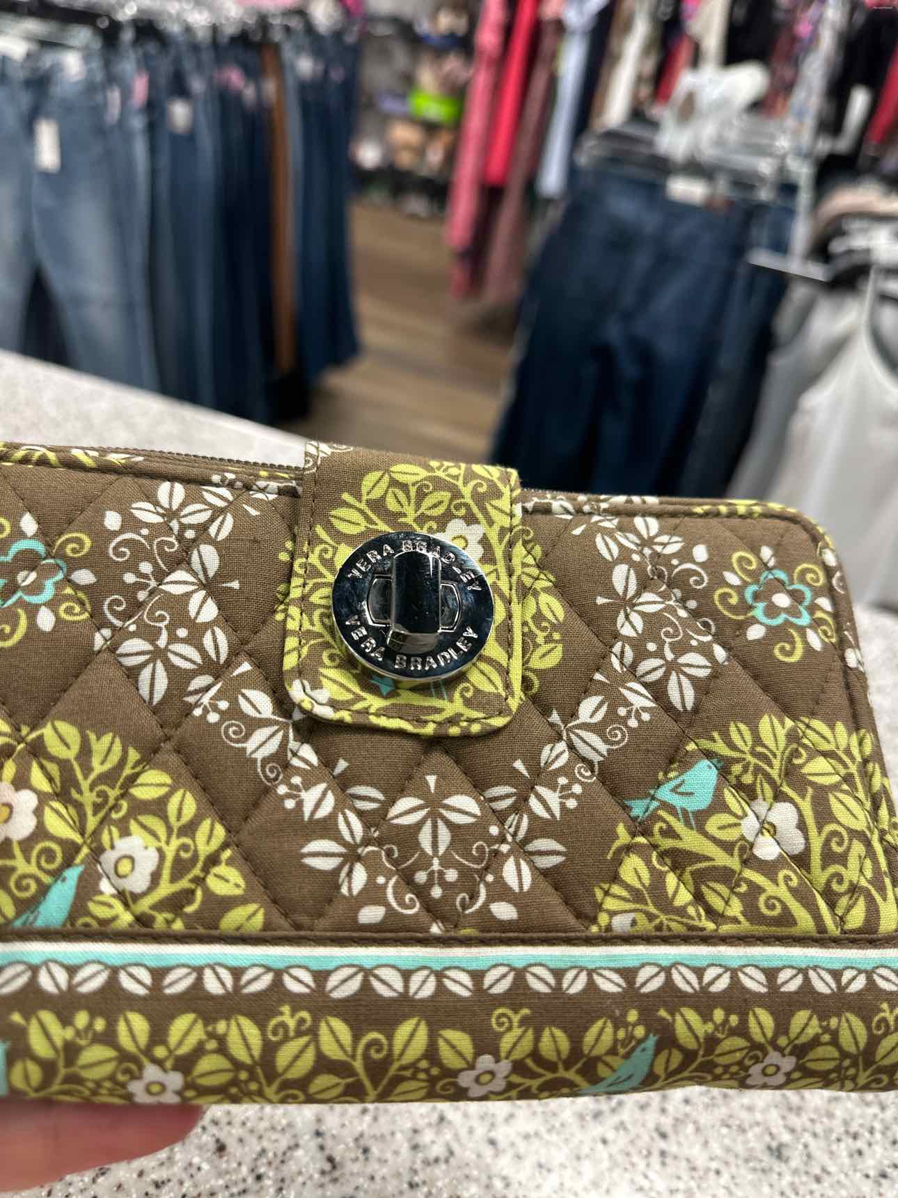 Vera Bradley Size Large Lime Green Wallet