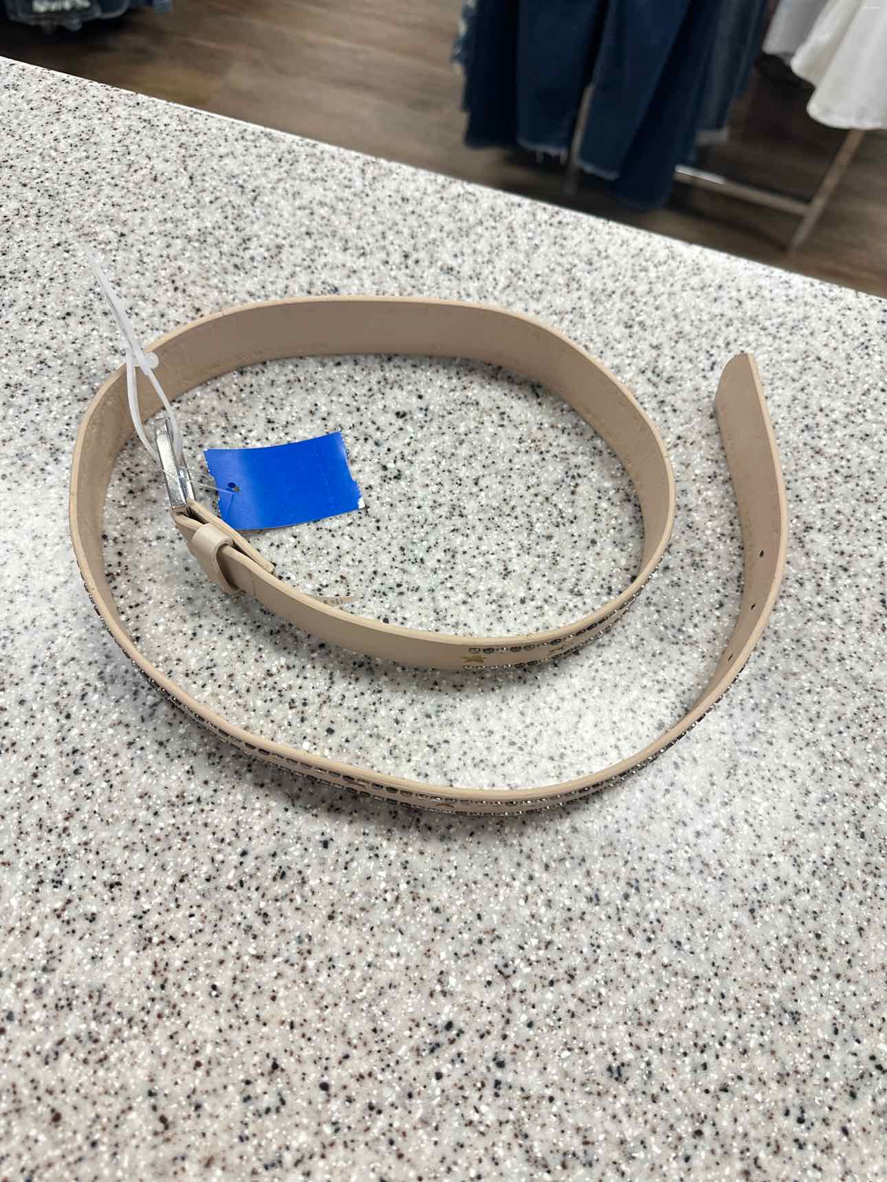 Unbranded Size M/L Ivory Belt