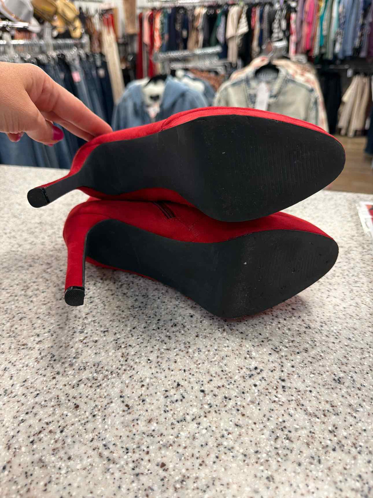 ShoeDazzle Natashia Platform Booties Red Velvet Faux-Suede Finish Size 9
