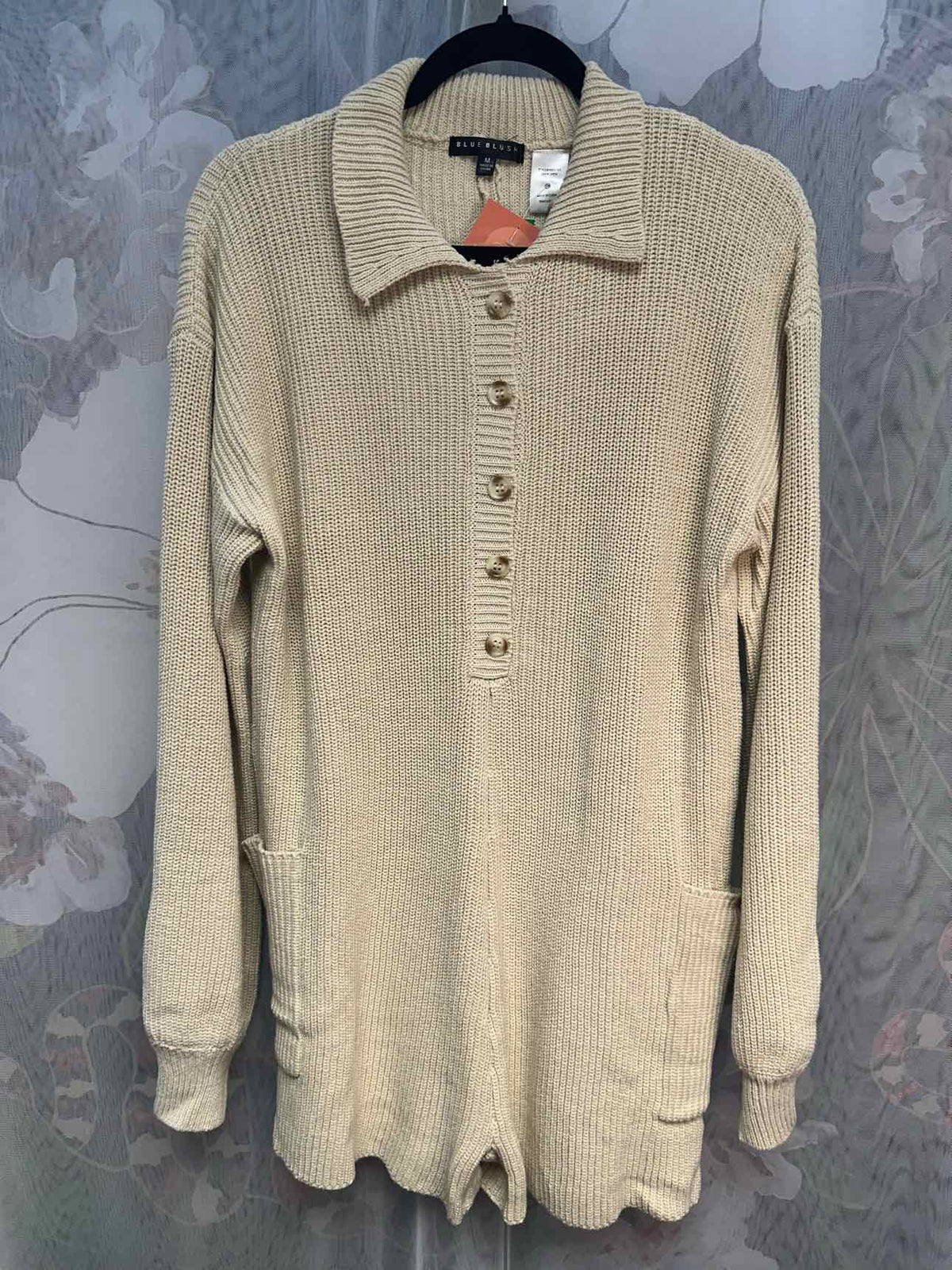 Blue Blush NEW NWT Ailyn Sweater Long Sleeve Size Medium Tan Romper