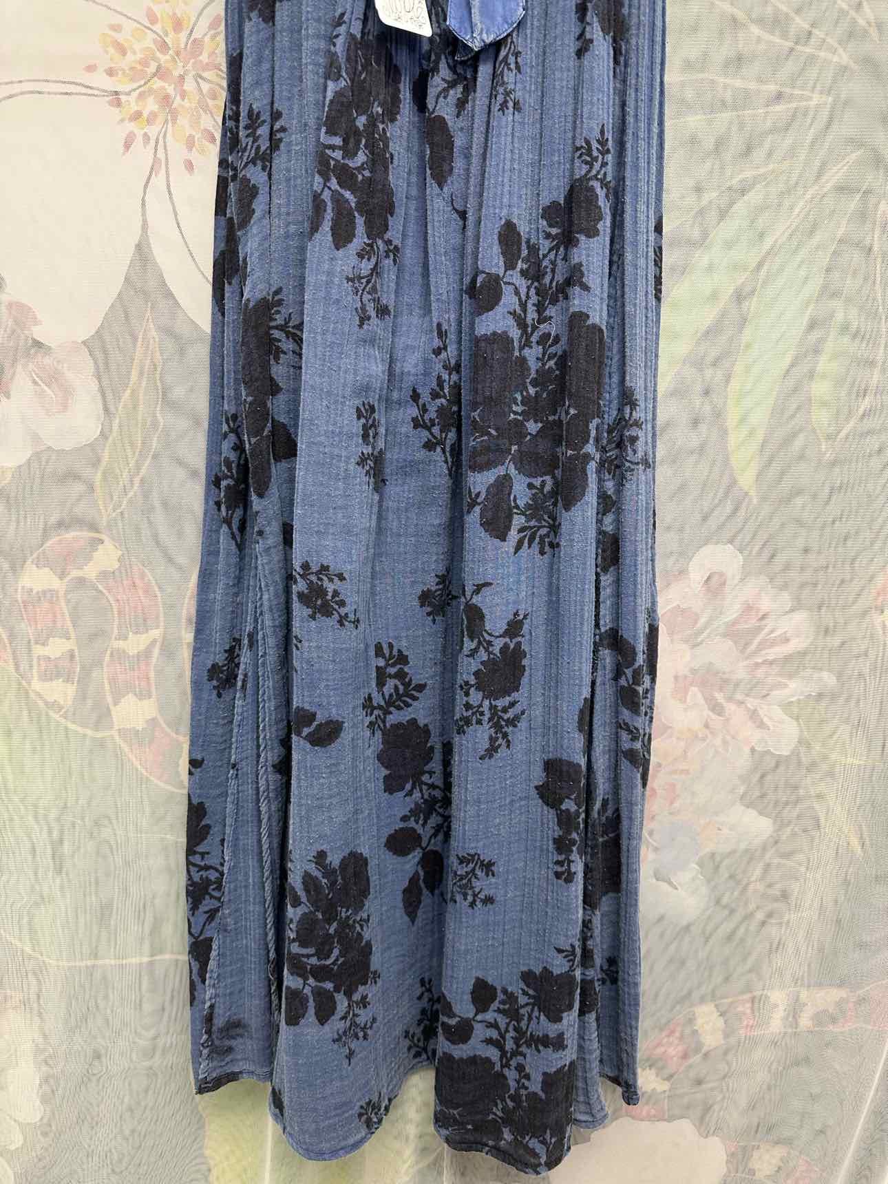 Free People NEW NWT Textured Floral Print Stretch Size Small Denim Dress