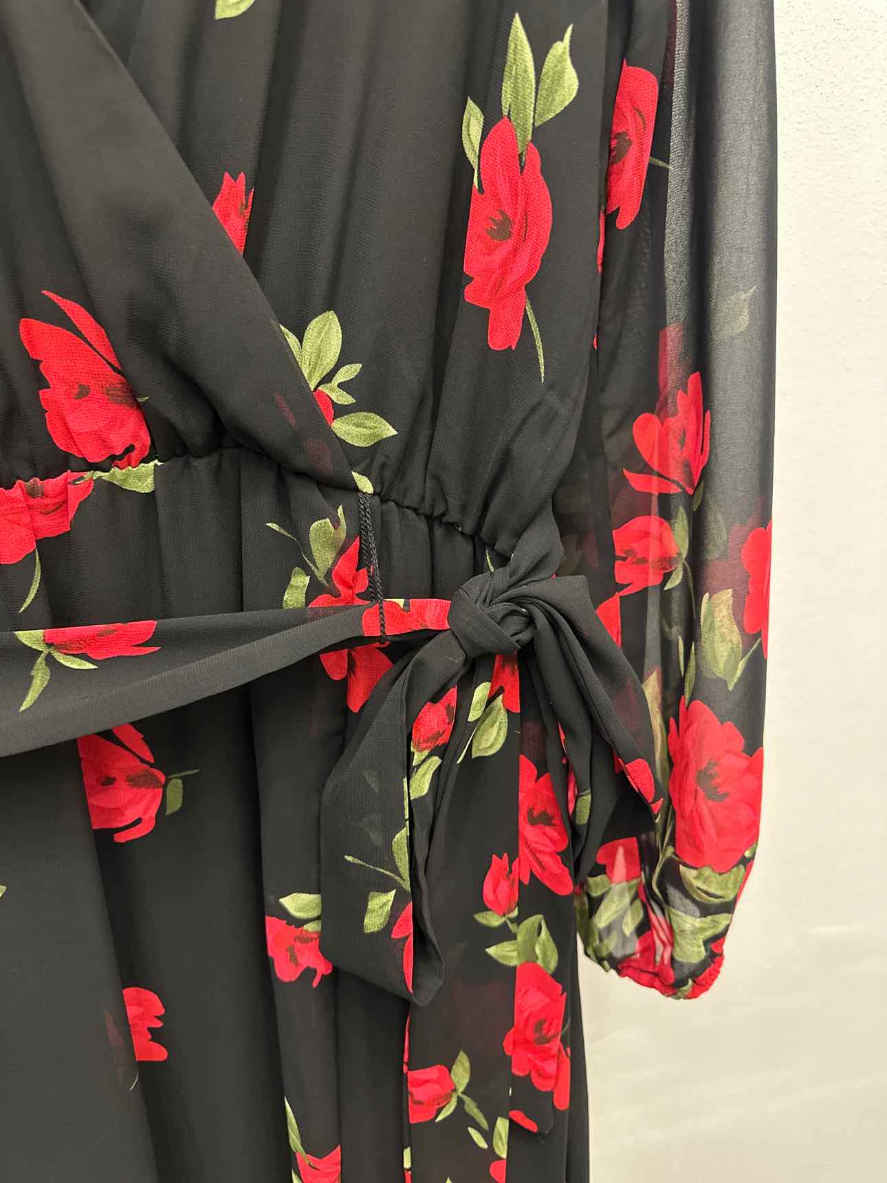Premier Amour Size 16 Black and Red Floral Long Maxi Dress