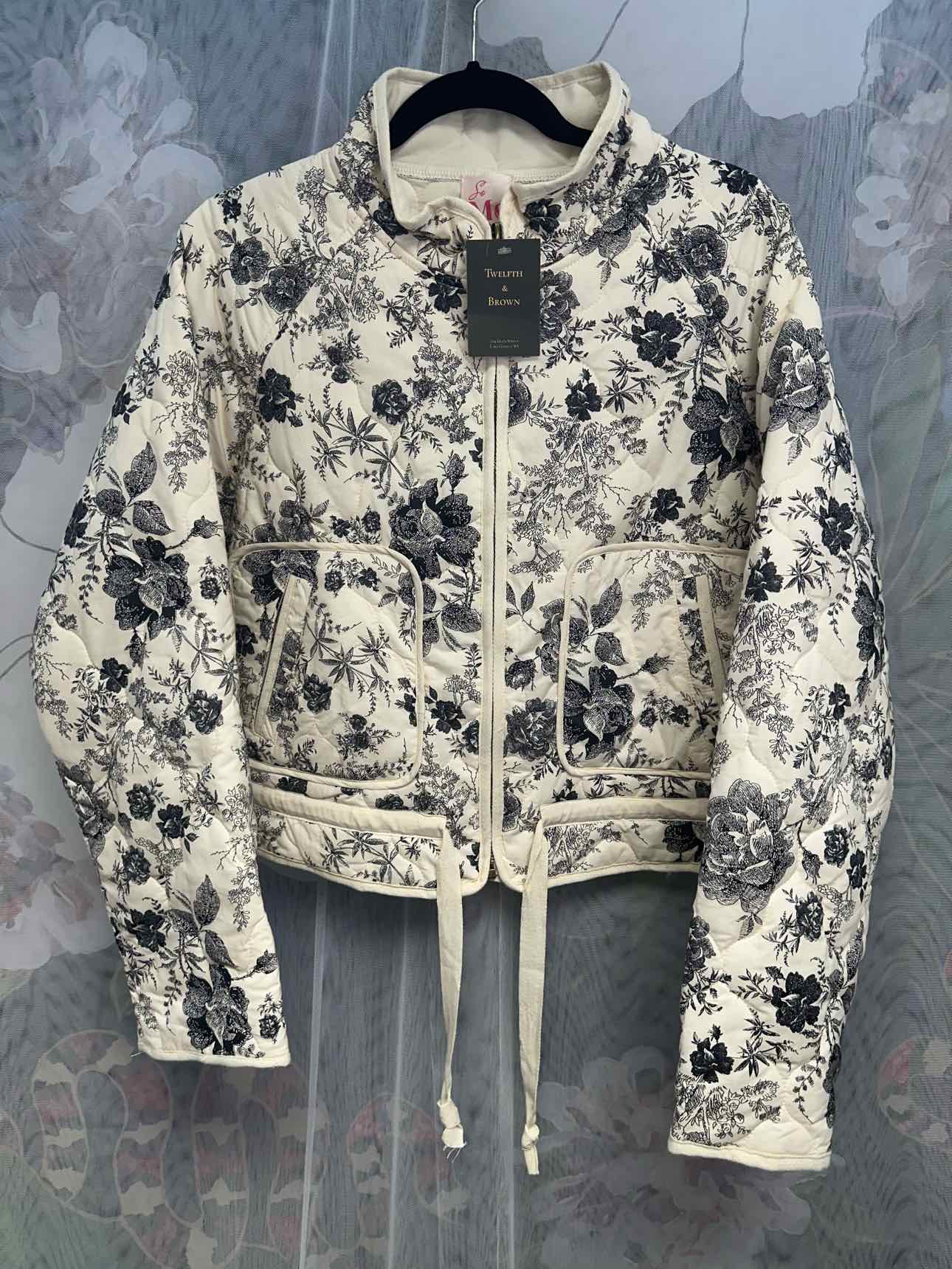 So Me Size XL White/Black Jacket