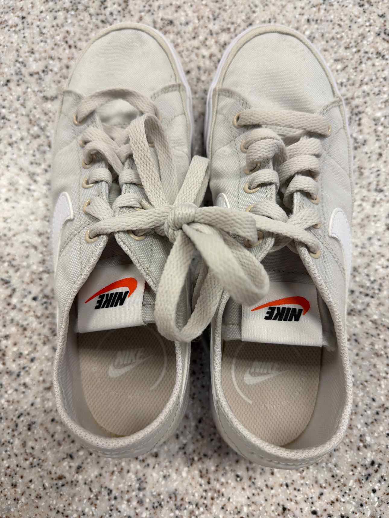 Nike Size 7 Light Bone Women's Court Legacy Canvas Sneakers