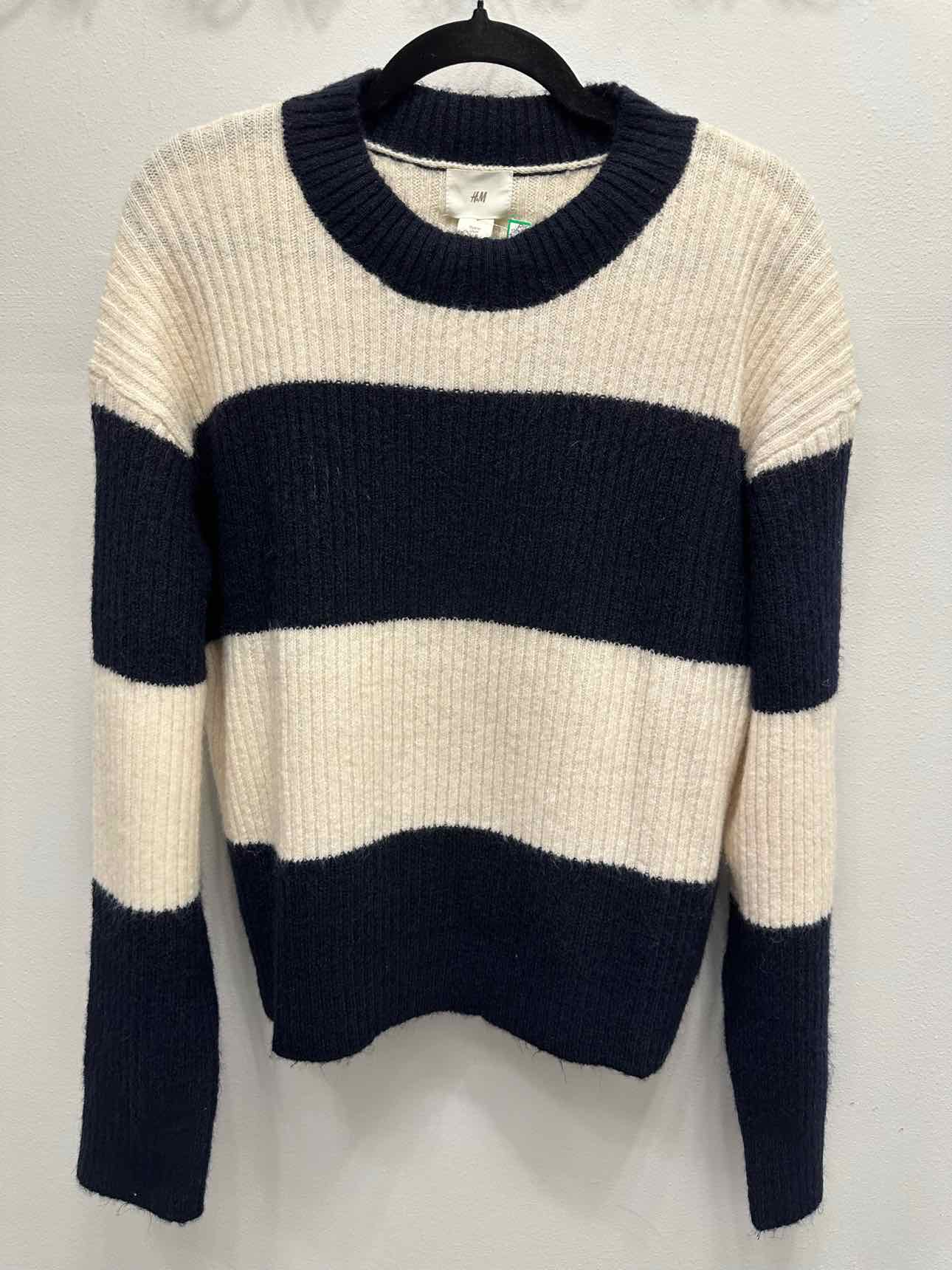 H&M NEW NWT Striped Oversized Stretch Crewneck Size Medium Navy/White Top