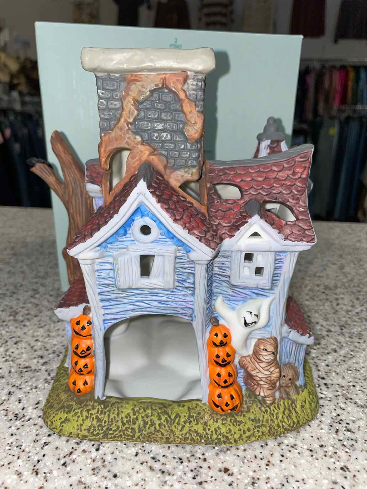 Partylite VINTAGE Ghostly Tealight Ceramic House P7862 NEW NIB