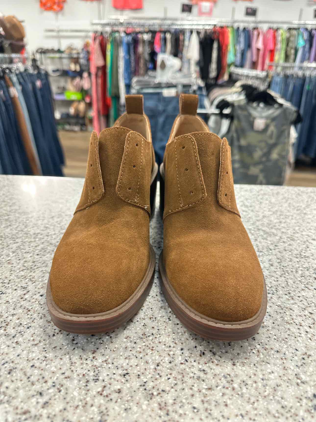 Crown Vintage Size 9 1/2 Brown Shoes