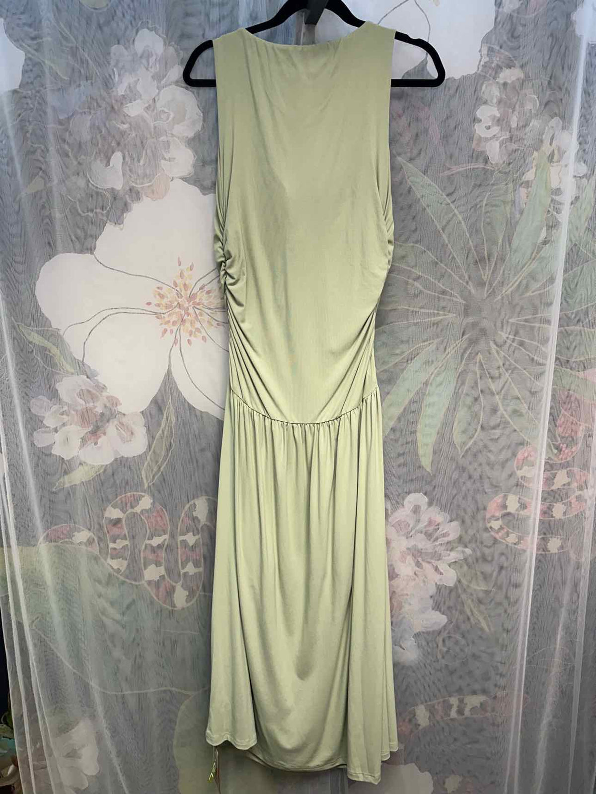 OGL NEW NWT Stretch Sleeveless Maxi Built-in-Bra Size Large Sage Dress