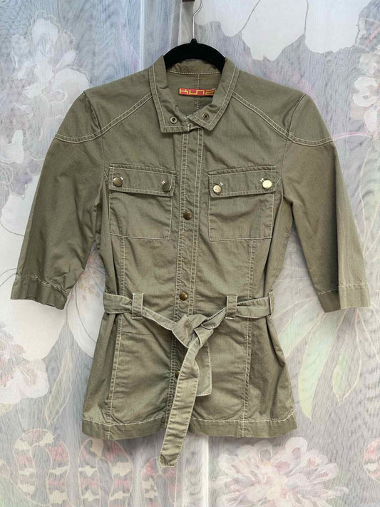 Kuna Lightweight Belted Button Down Collared 1/2 Sleeve Size Medium Olive Jacket