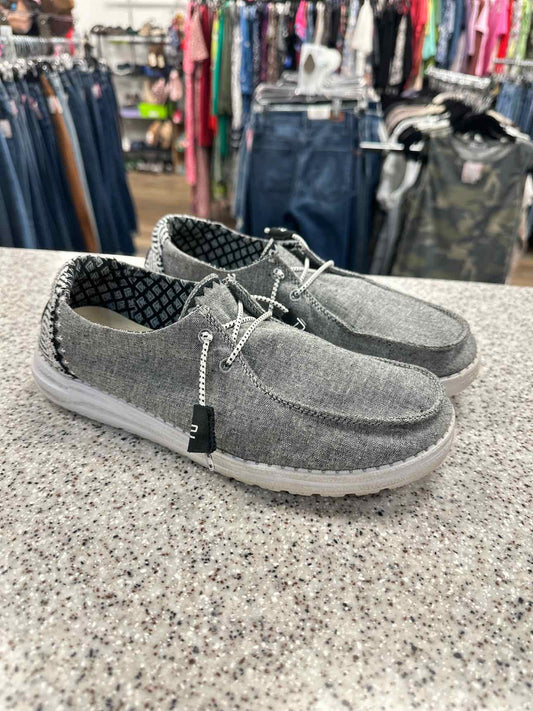 Hey Dude Size 9 Gray Shoes
