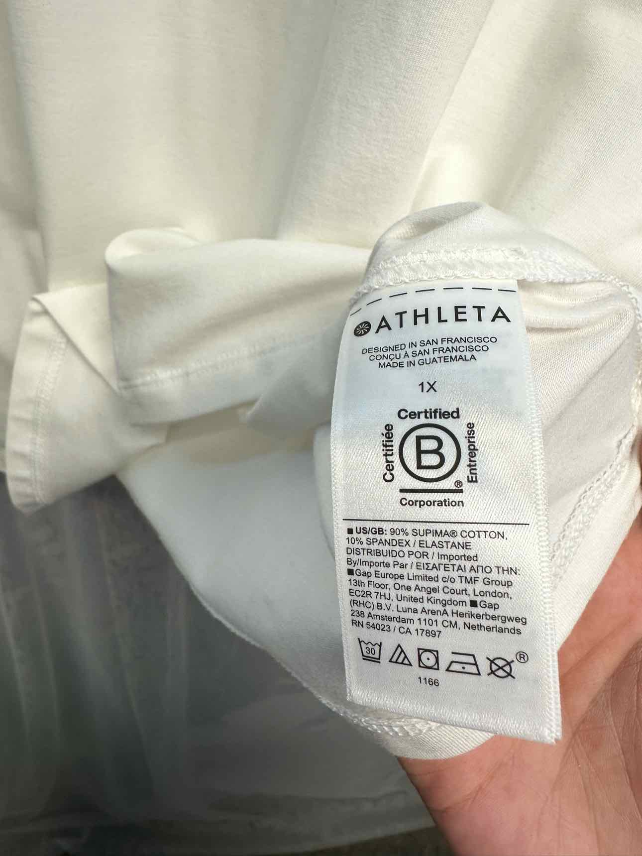 Athleta Size 1X White Top