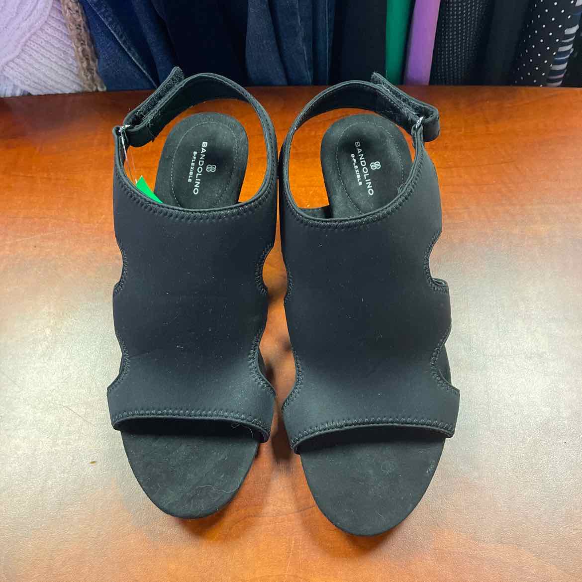 Bandolino Giovino Open-Toe Singback Wedge Black Sandals Size 10