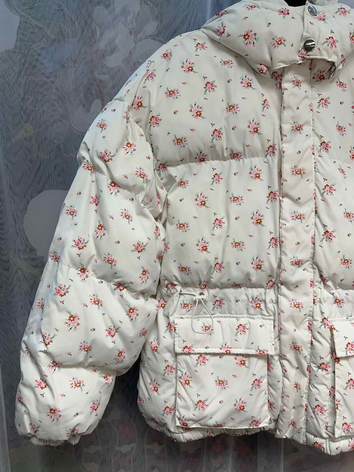 Flat White Floral Quilted Puffer Hooded Zip Up Size Medium White/Pink Coat