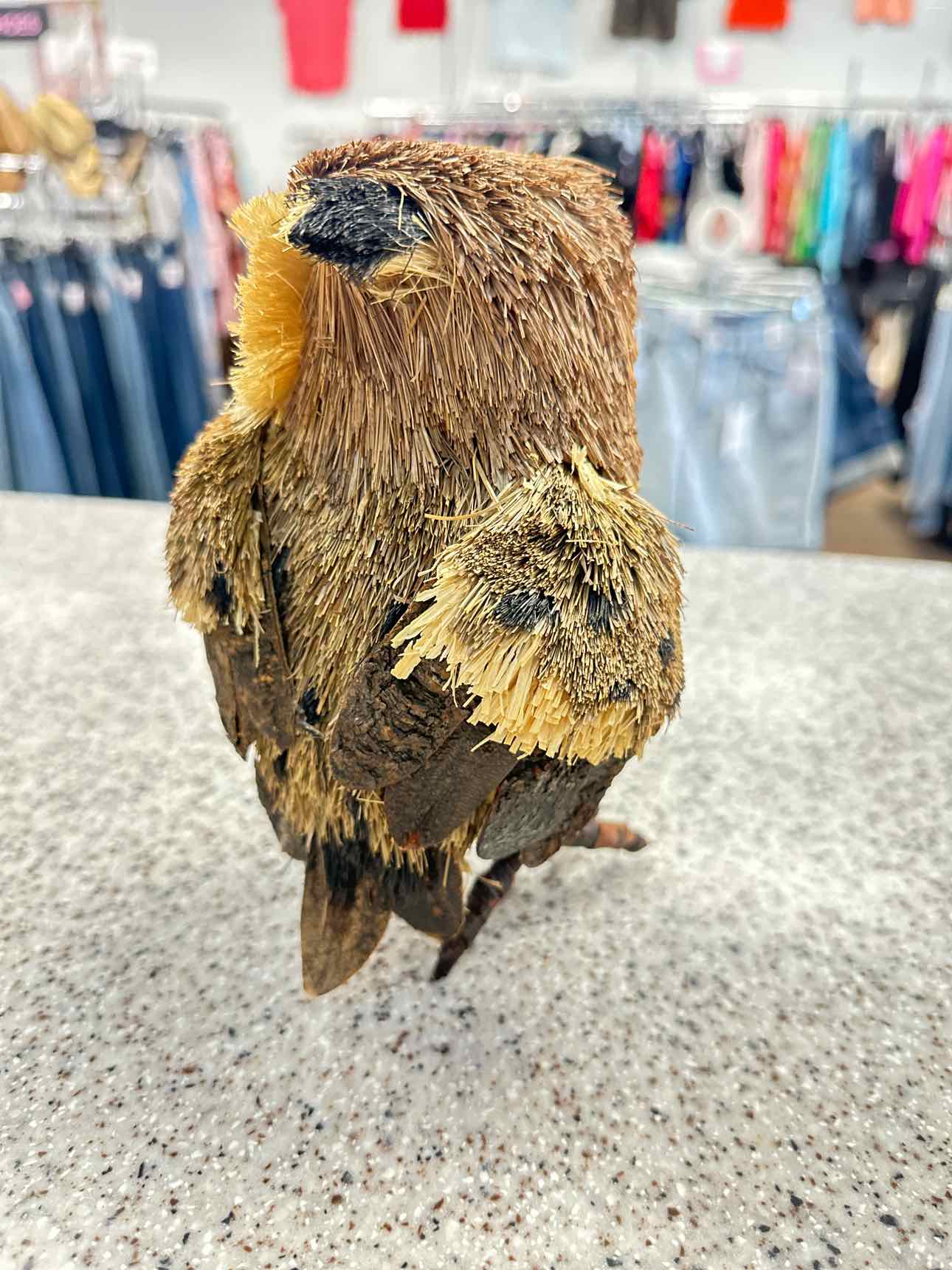 Rustic Owl Figure, made of natural Raffia, Straw, and Wood Home Decor