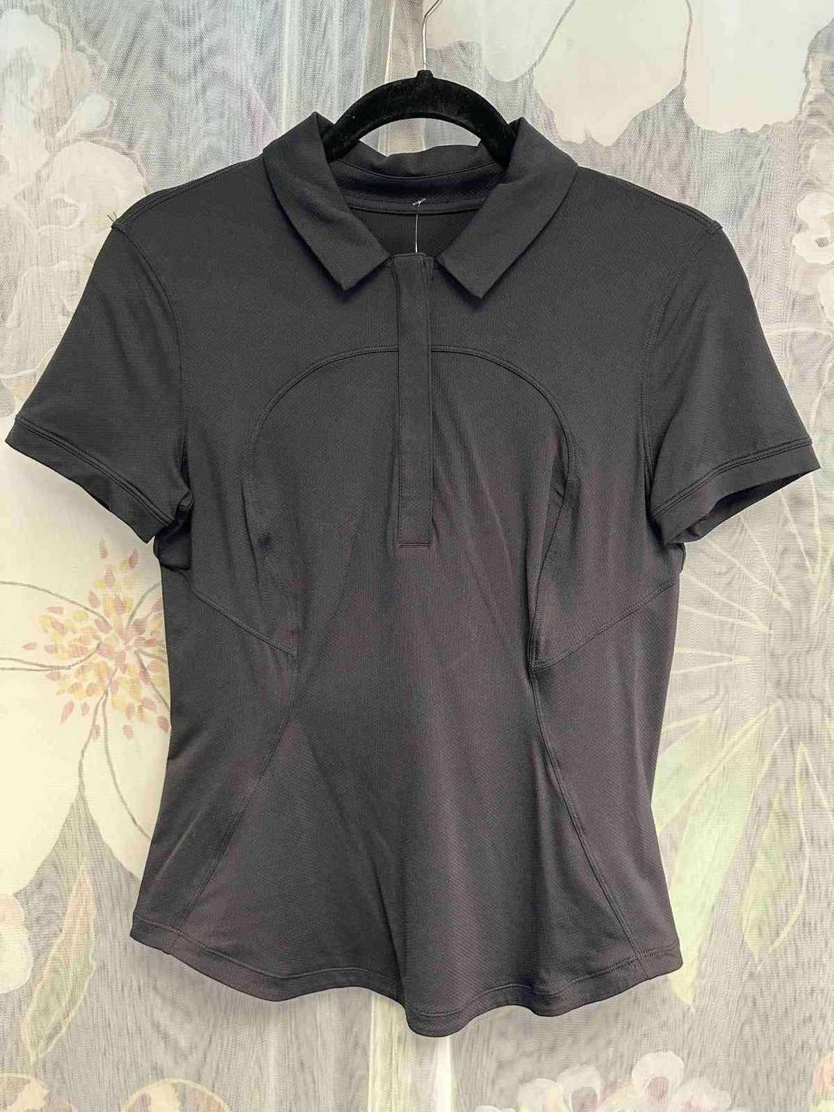Lululemon Quick Dry Short Sleeve Polo Size Small Black Top