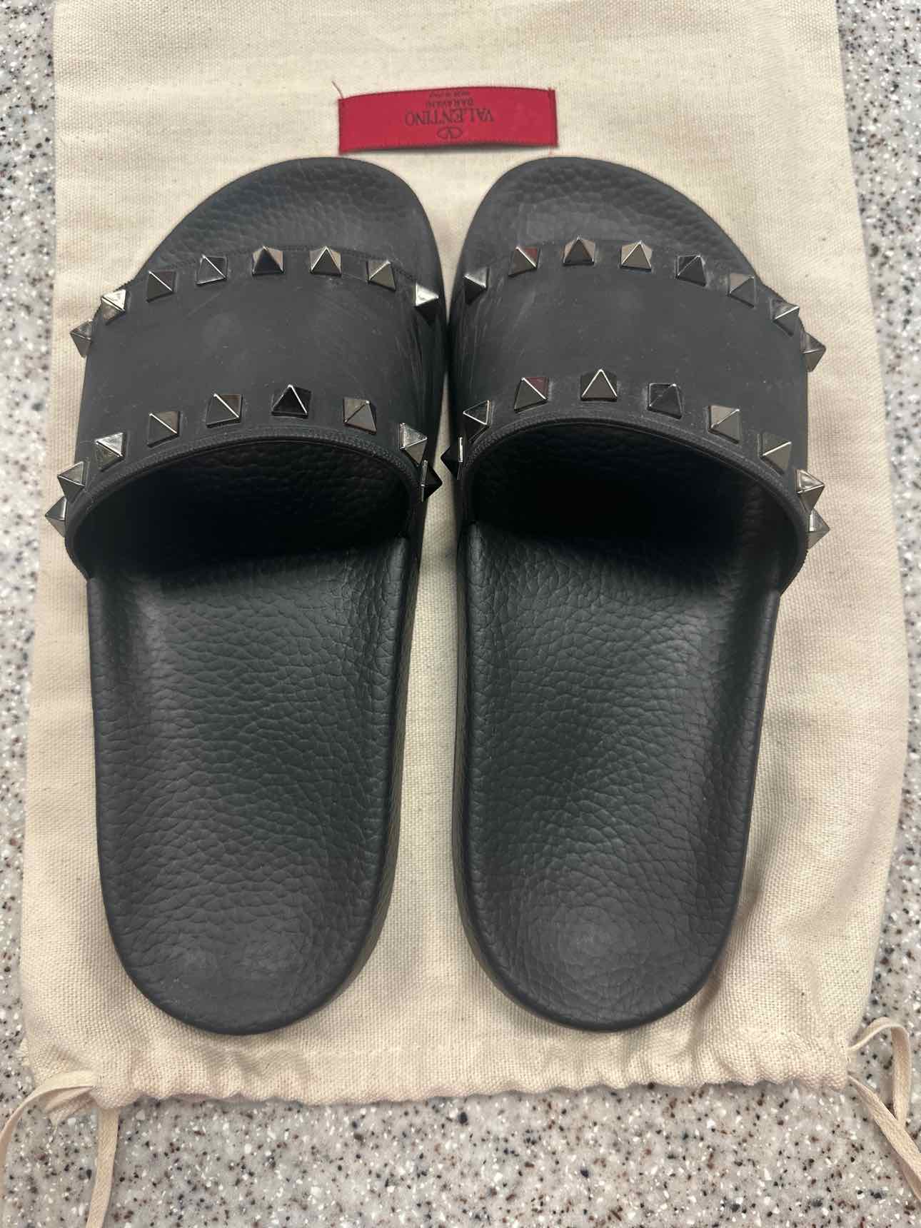 Valentino Size 37 Black Rockstud Slide Rubber Cushion Sandals Shoes