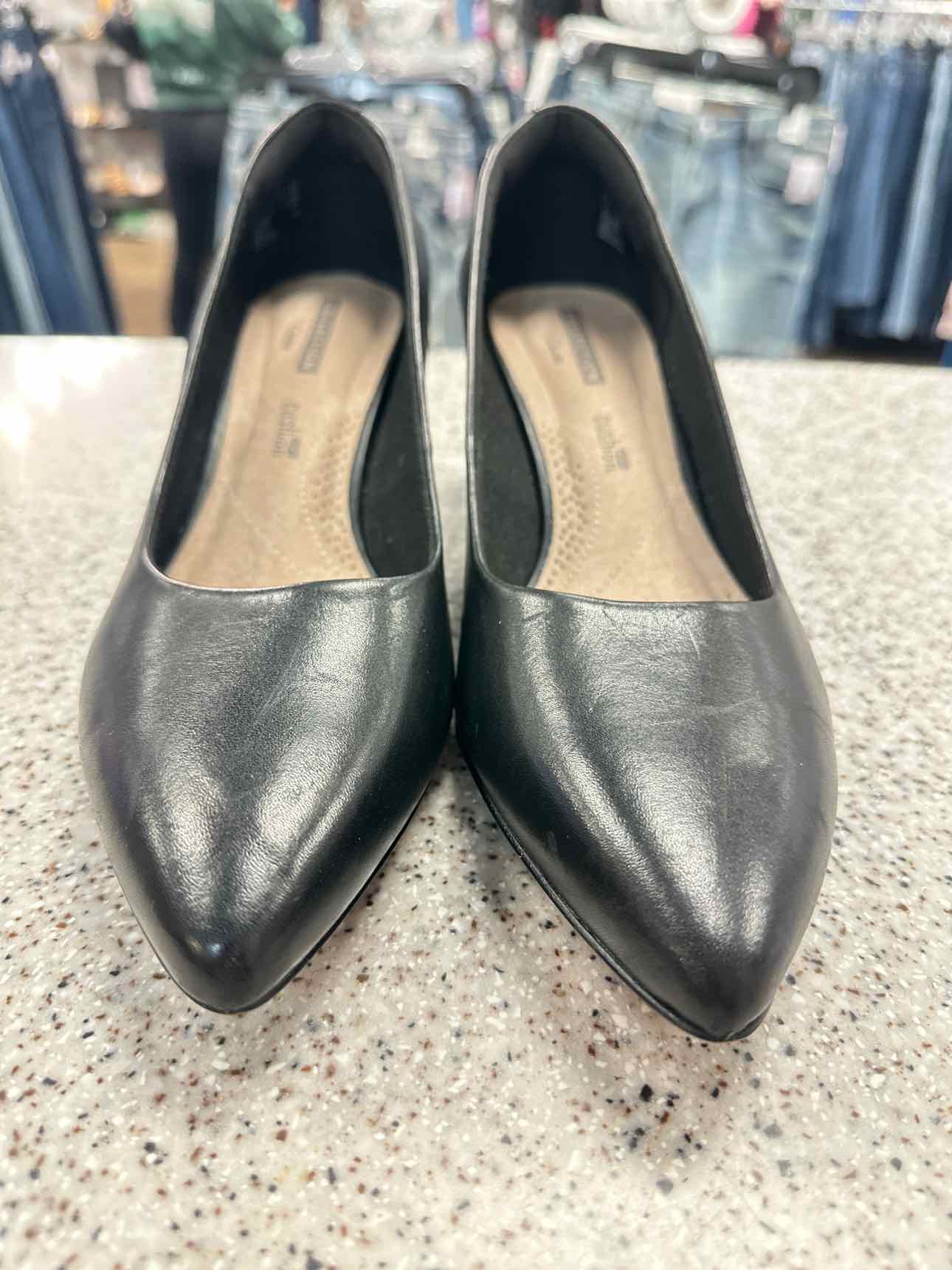 Collection by Clarks Size 8 Black Shoes