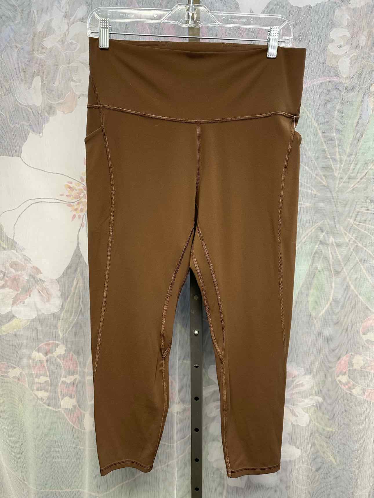 Lululemon 12 Brown 'Align' high-rise capri leggings