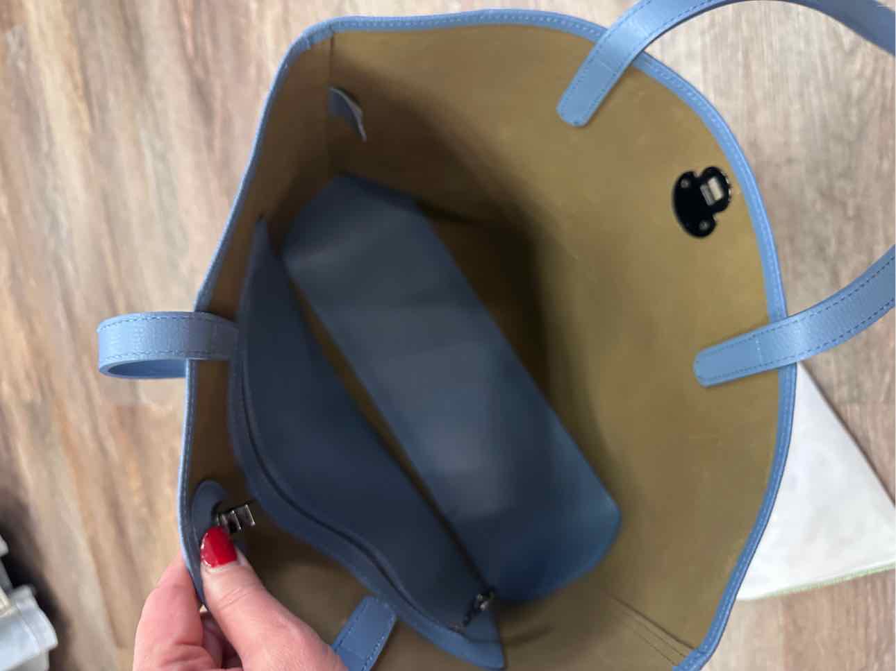 Longchamp Light Blue Pebble Leather Tote with Dustbag Handbags NWOT