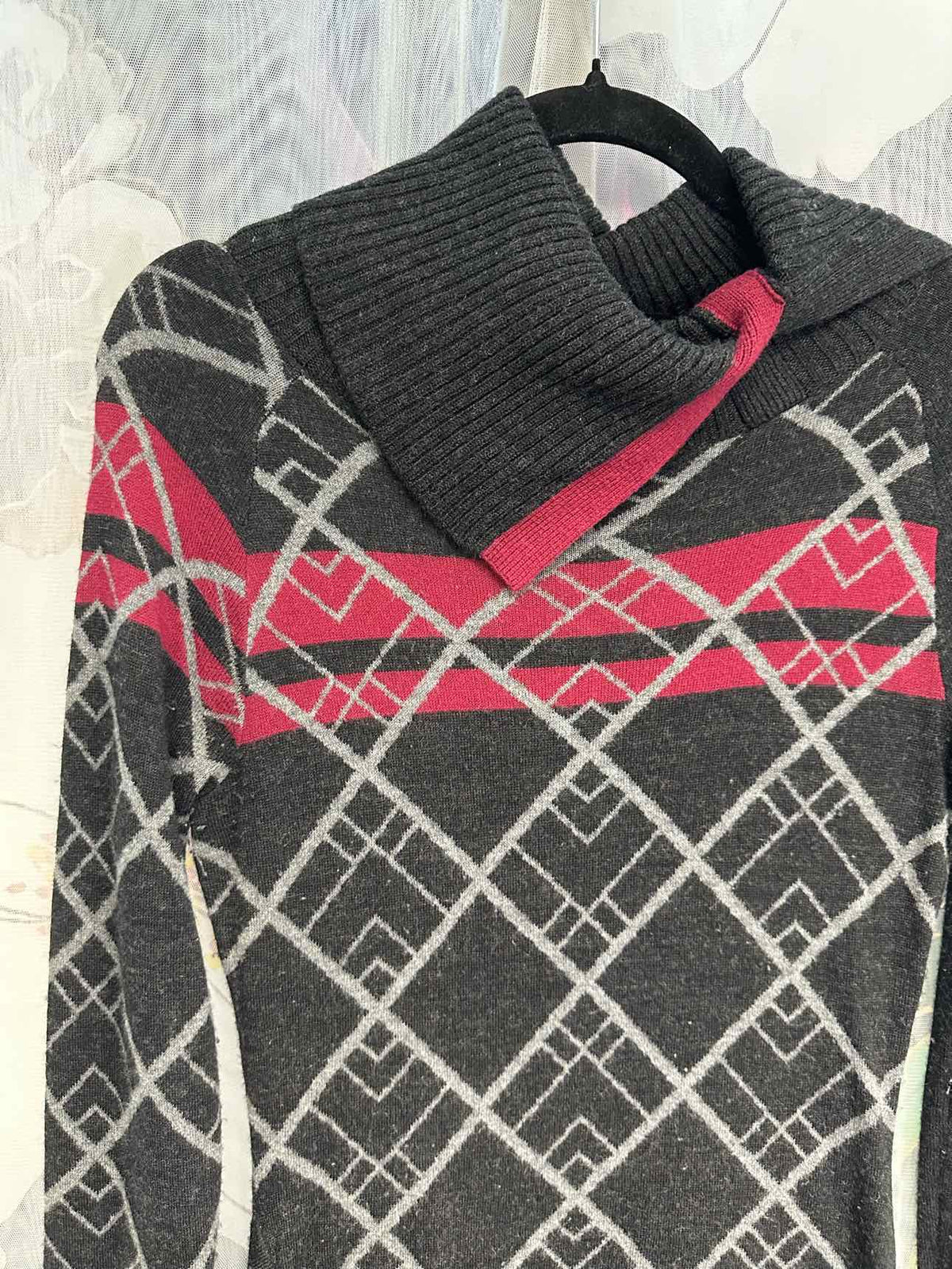 Krimson Klover Size XS Grey/Red Dress