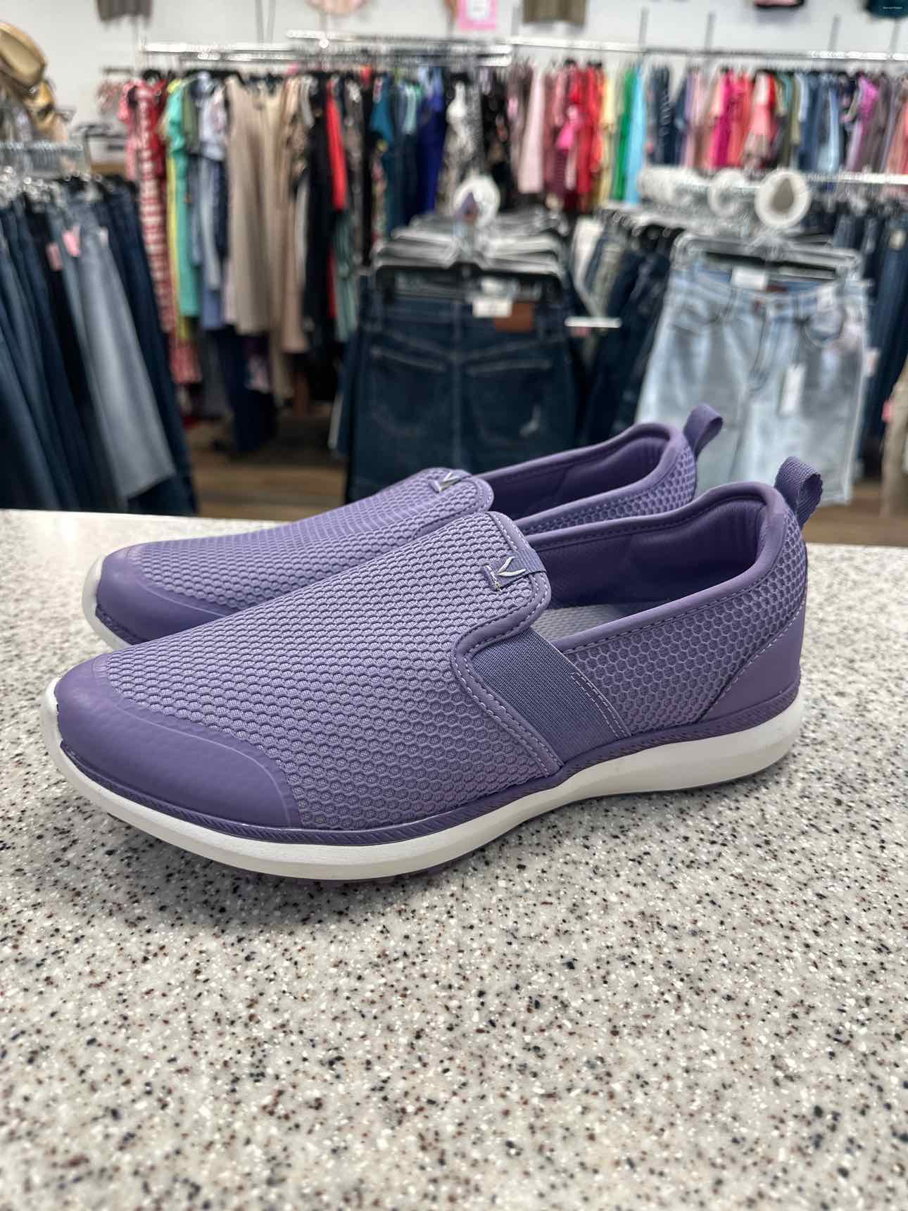 Vionic Size 10 Wide Mesh Julianna Slip On Lavender Sneakers Shoes