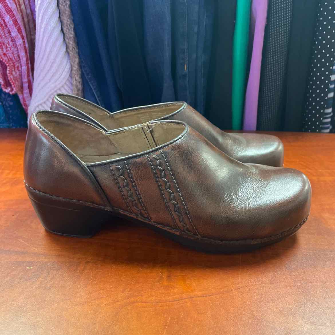 Dansko Sienna Brown Leather Clogs Size 39