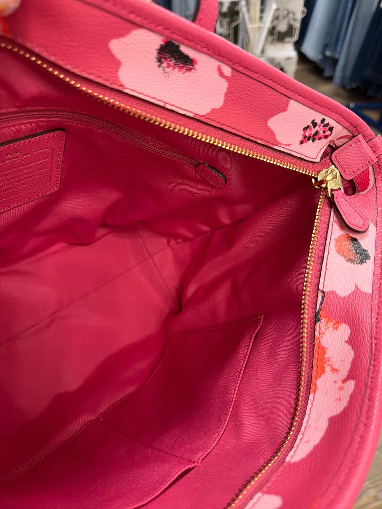 Coach Large City Zip Dahlia Wildflower Tote Pink Handbags