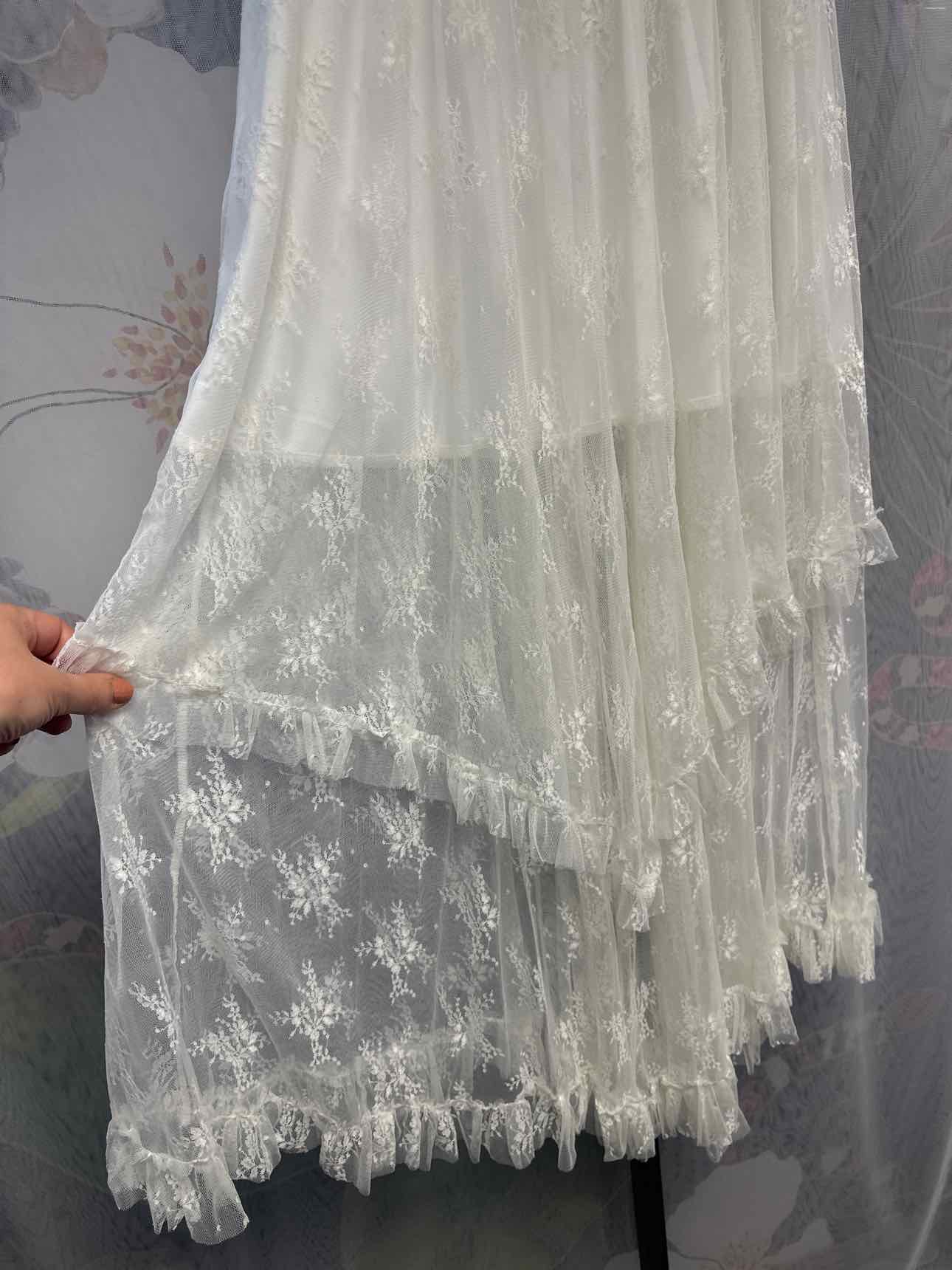 Blakeley Size XS White Skirt