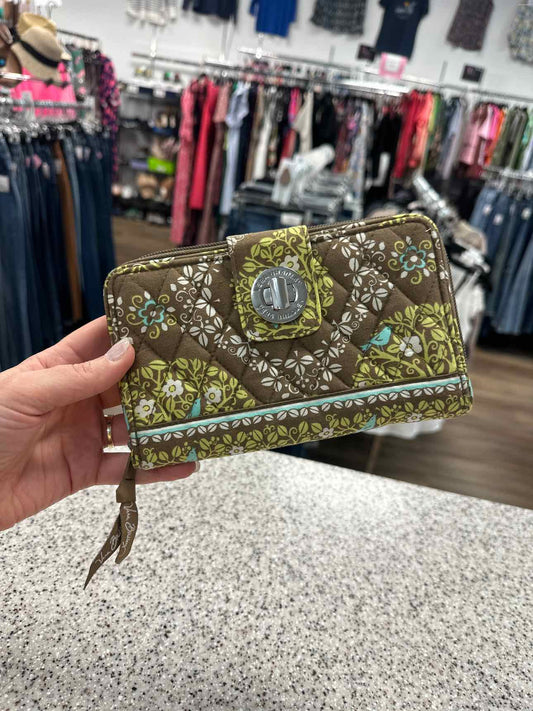 Vera Bradley Size Large Lime Green Wallet