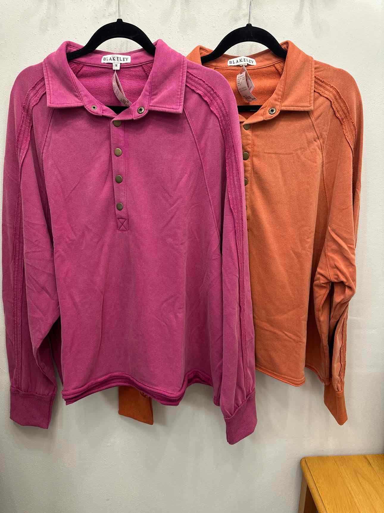 Marley Snap Button Pullover Sweatshirt Raw Hem Pullover Top