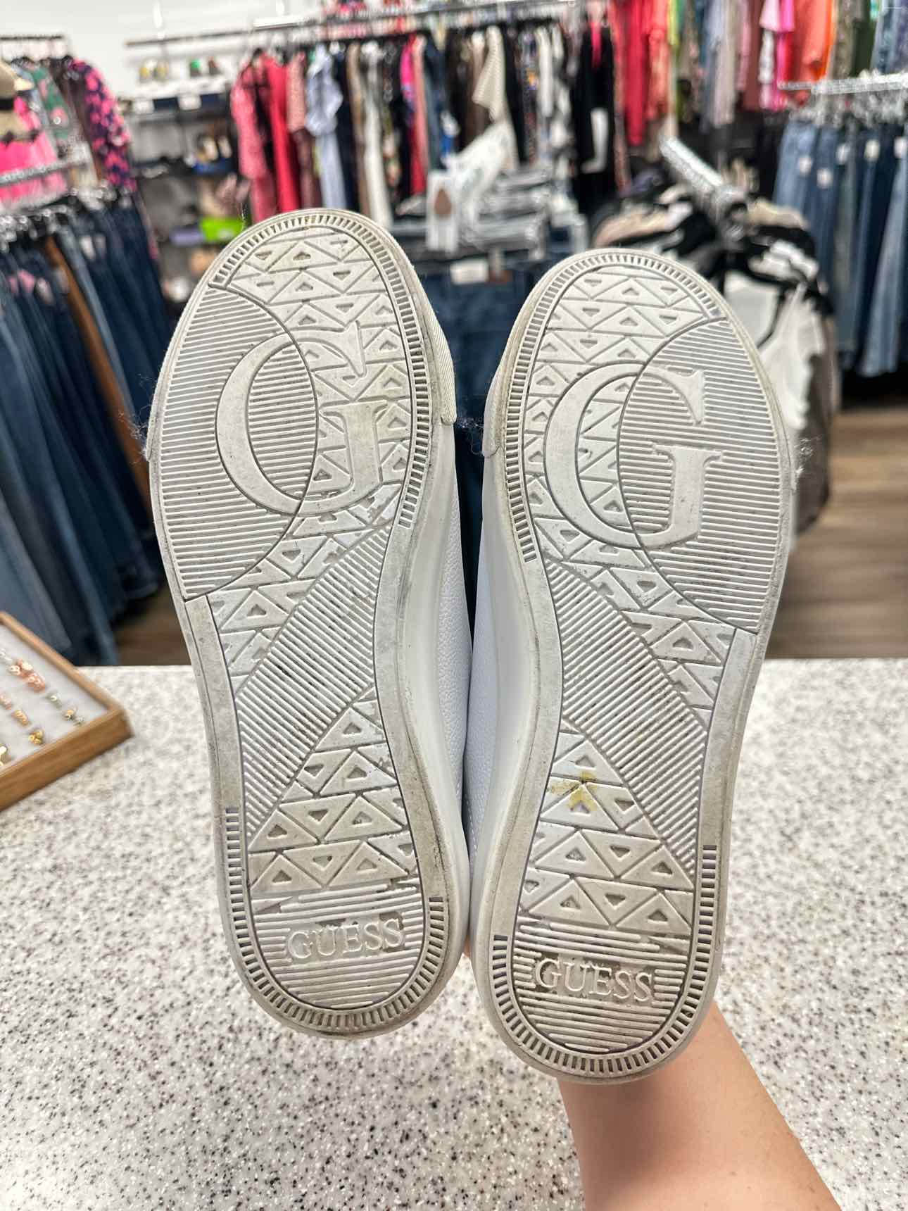 Guess Size 9 White Shoes