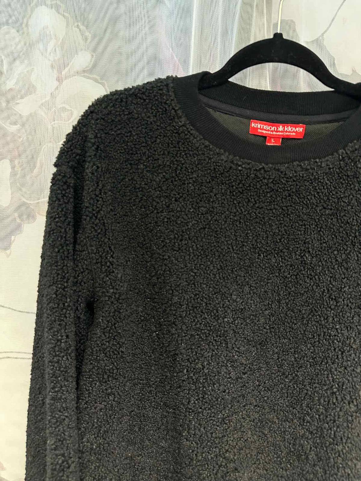 Krimson Klover Size Large Black Top