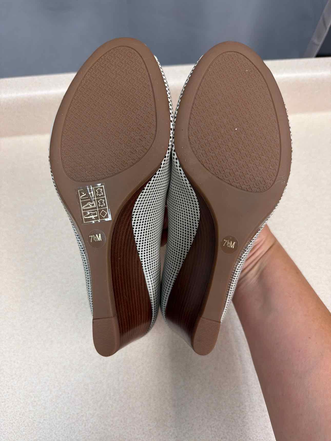 Tory Burch Size 7.5 leather slip on wedge, mesh Off white Sandals Shoes