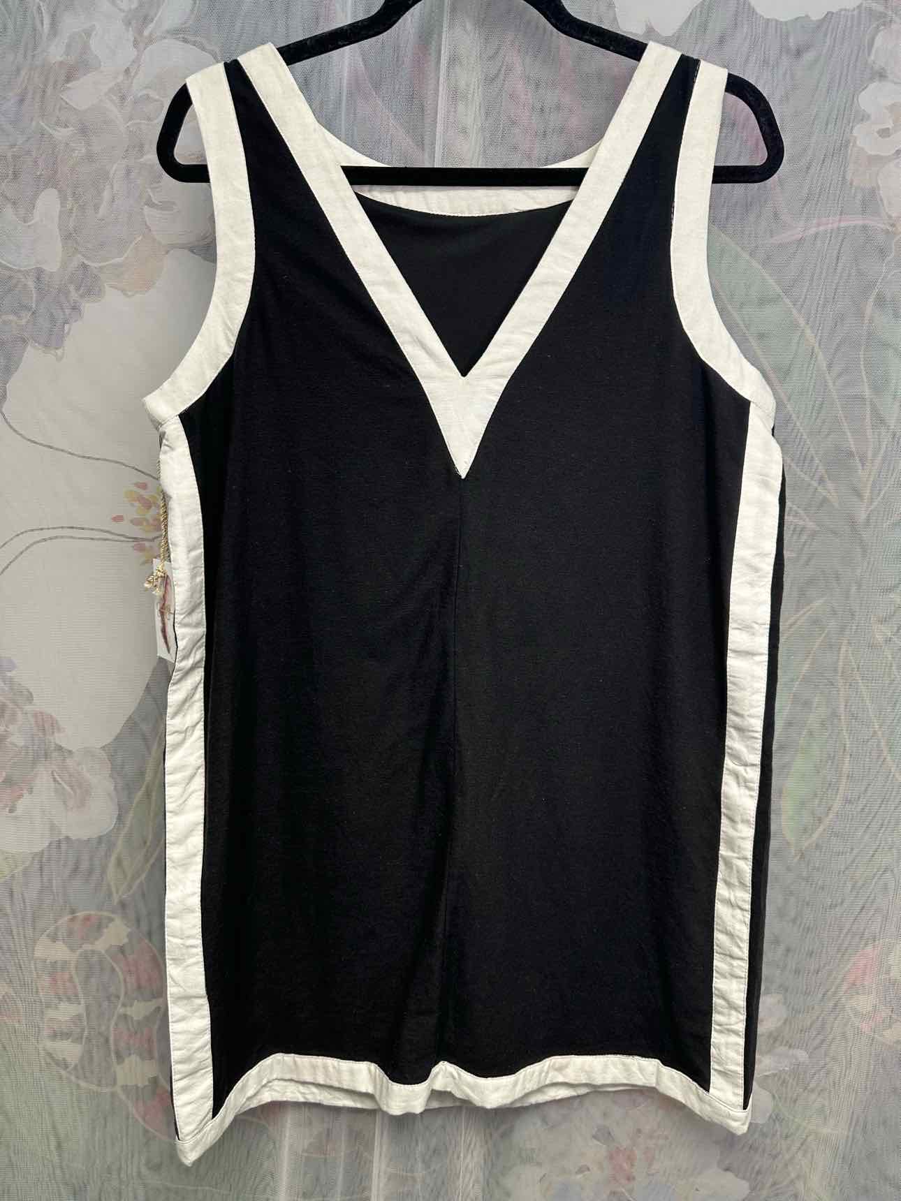Jessica Simpson NEW NWT Linen Blend Reversible Size Medium Black/white Dress
