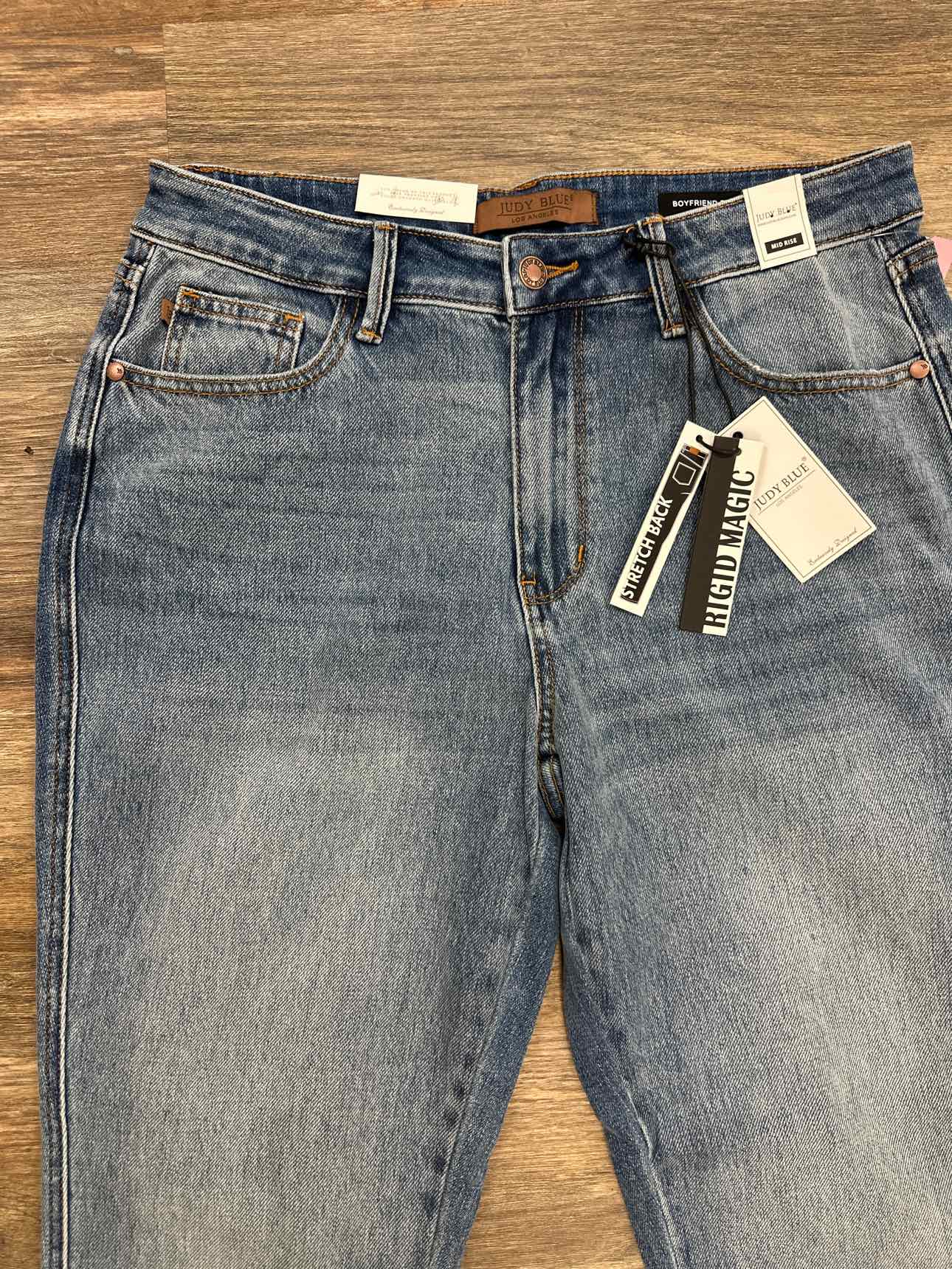 Judy Blue Mid Rise Rigid Magic Release Hem Boyfriend Denim Jeans (JB88818)