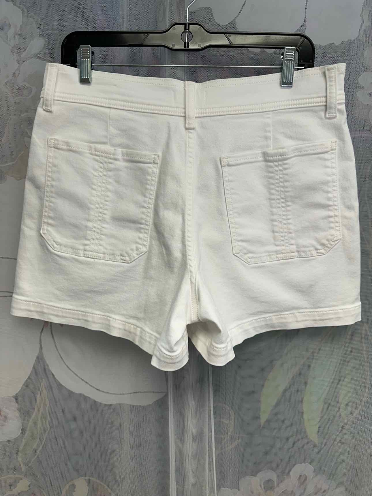 Evereve NEW NWT Evershort w/ Exposed Buttons Size 32 White Shorts