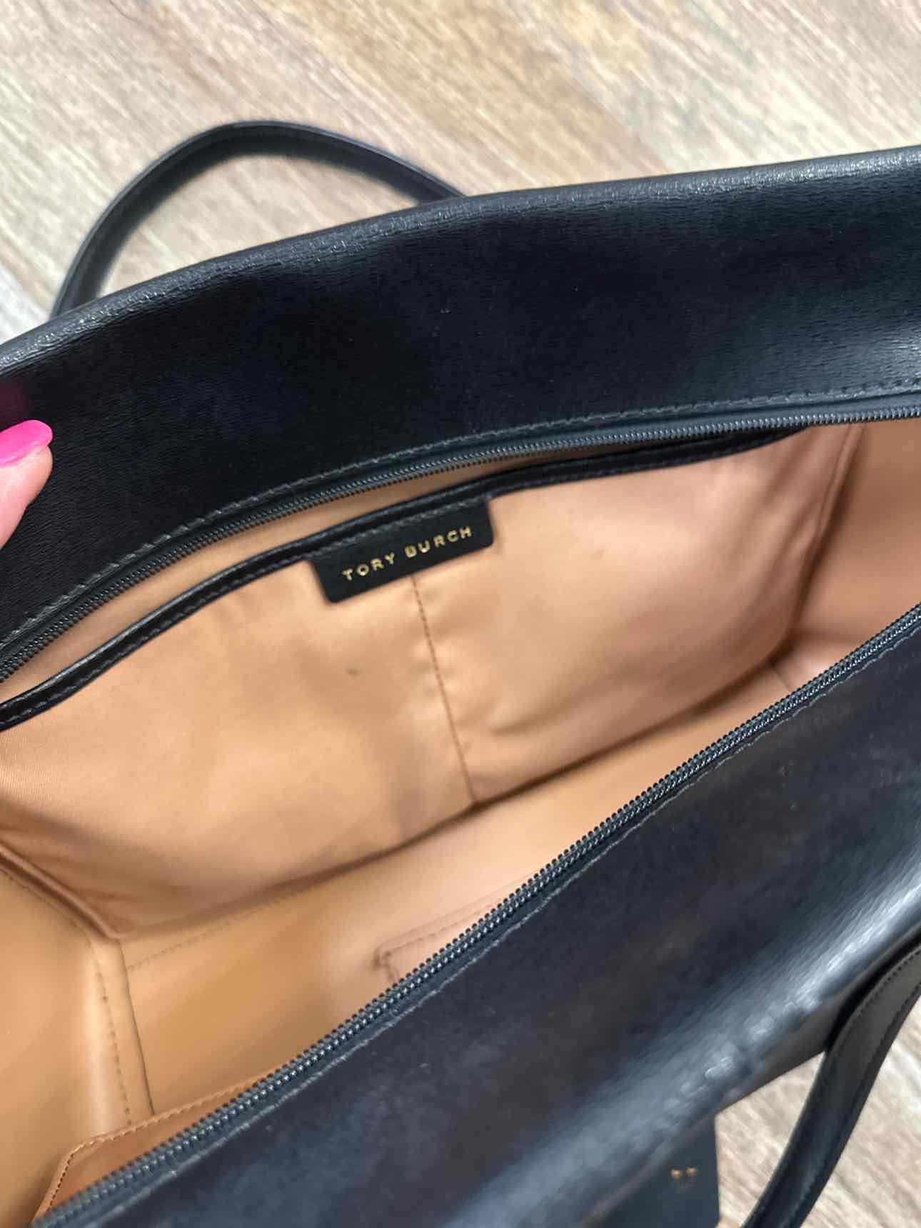 Tory Burch Black Leather Shoulder Handbag