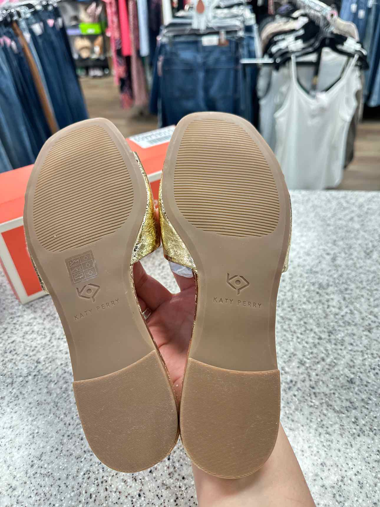 Katy Perry Size 8.5 GOLD sandal