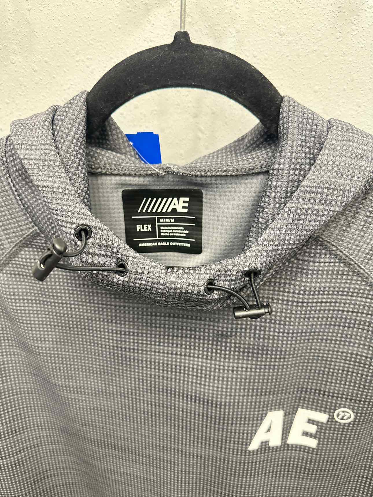 American Eagle Size Medium Charcoal Top