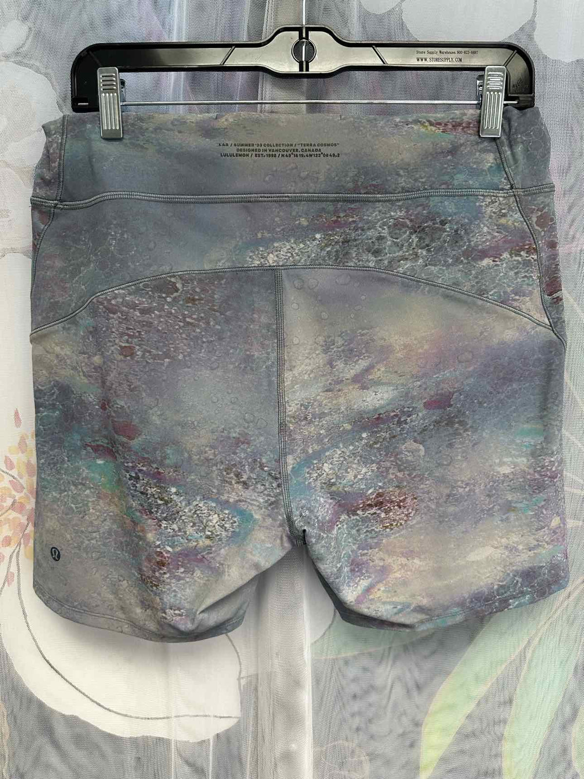 Lululemon Size 14 Grey/Teal Shorts