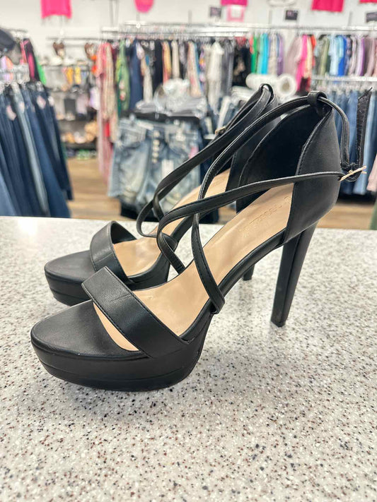 Shoedazzle Size 9 Black Faux Leather Platform Strappy 5" Heels Sandals