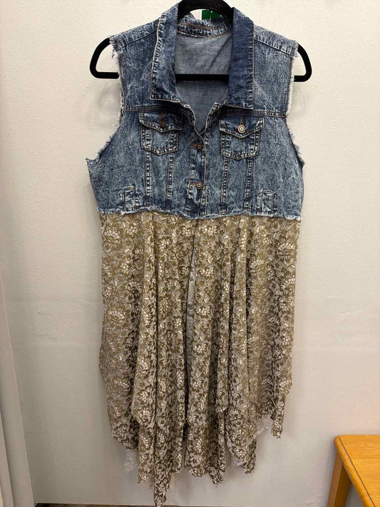 Size XL Blue Denim Sleeveless Top with Brown Lace Skirt Cardigan