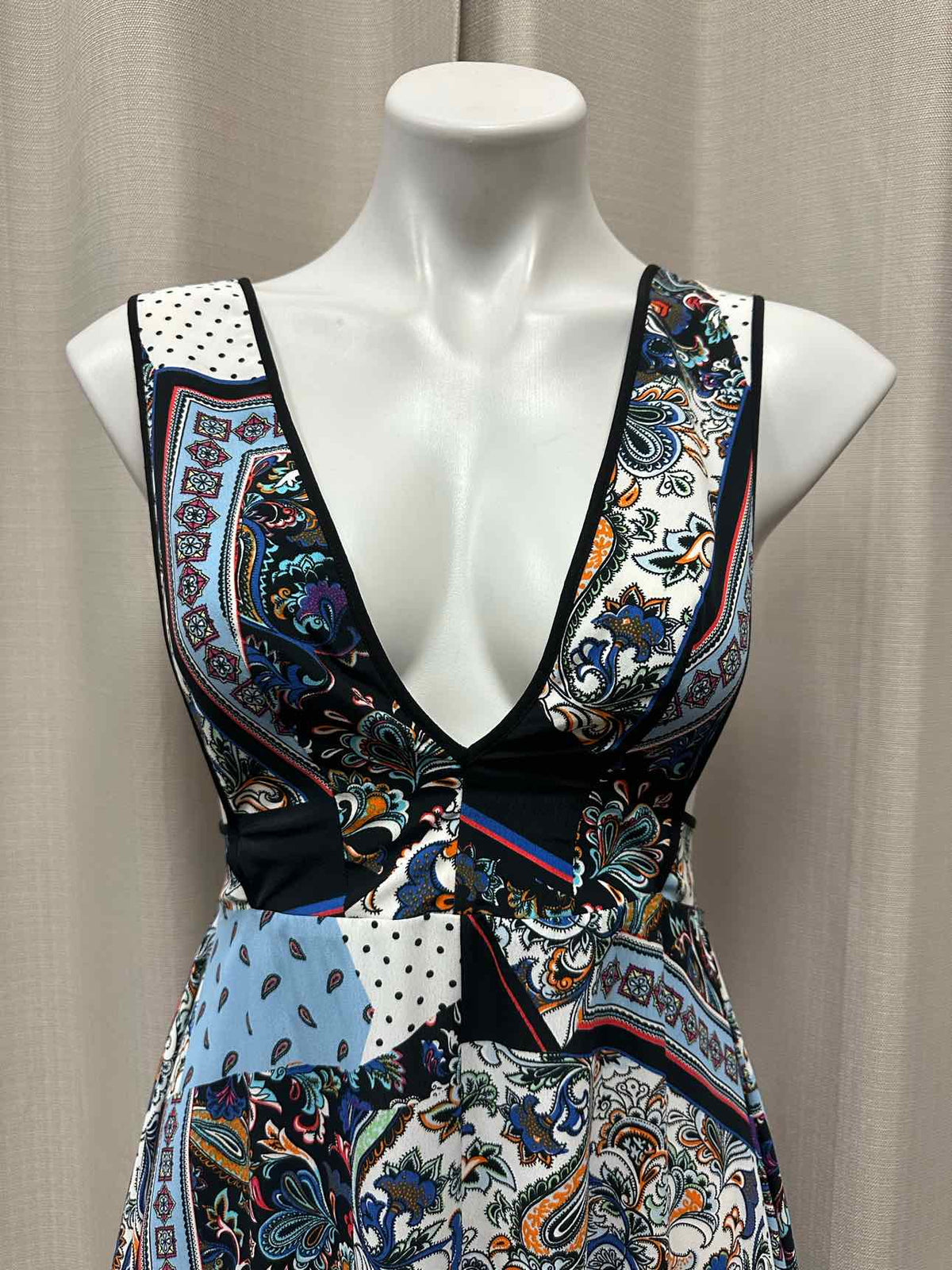 Topshop Paisley Patchwork Plunge Neckline Open Back Maxi Size 2 Blue/White Dress