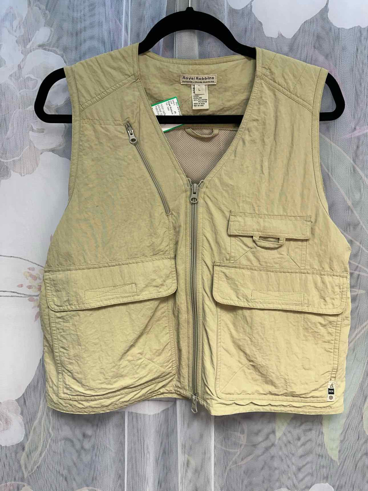 Royal Robbins Nylon Safari Cargo Lightweight Size Large Tan Vest