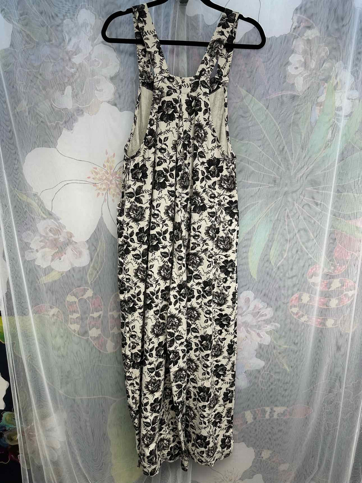 Bibi Size Medium White/Black Overalls