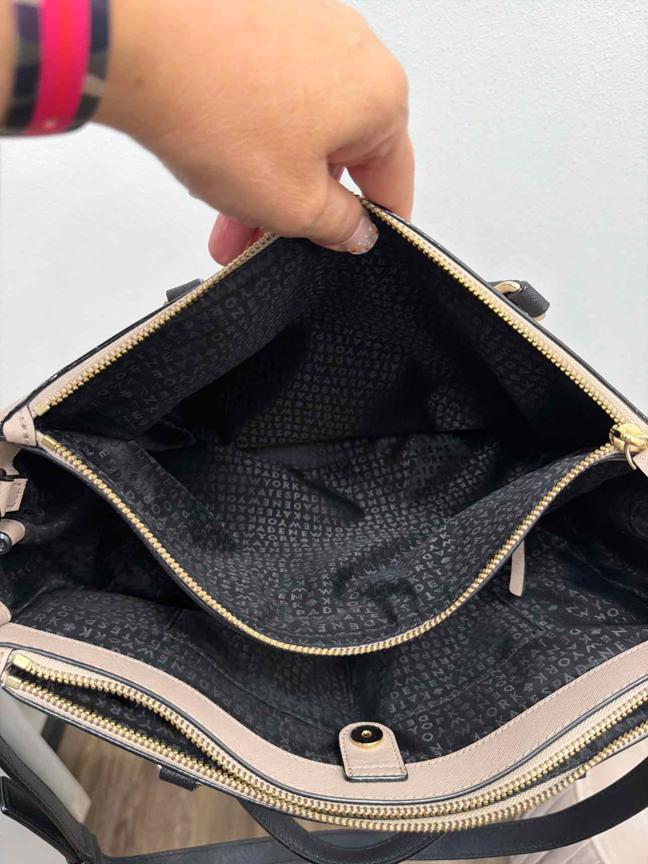 Kate Spade Leighann Laurel Way Leather 2-way Tan and Black Satchel Handbags